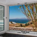 Lilly's Seaview Mykonos Town