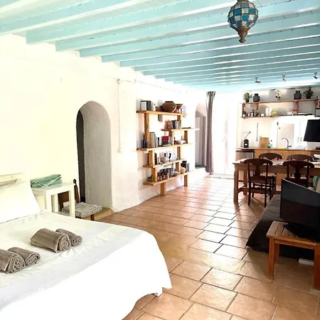 Lilly's Seaview Apartamento *